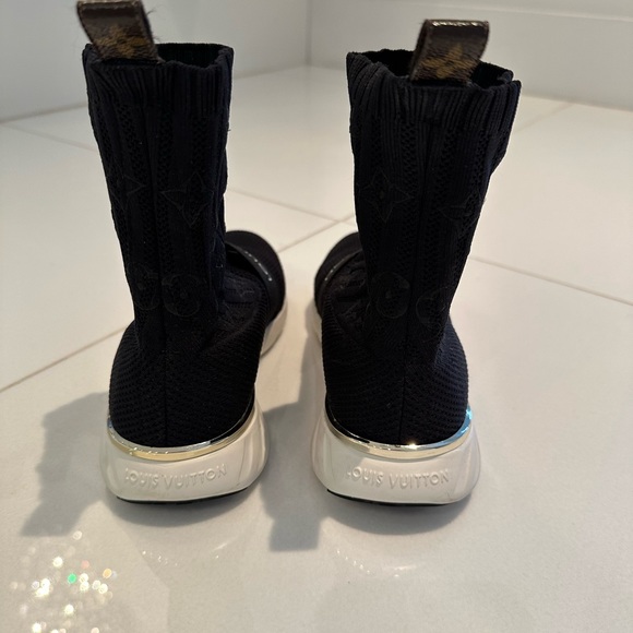 Louis Vuitton Aftergame Sneakers - Picture 3 of 9